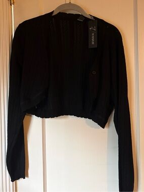 NWT Open weave Black Cropped Button-Front Cardigan